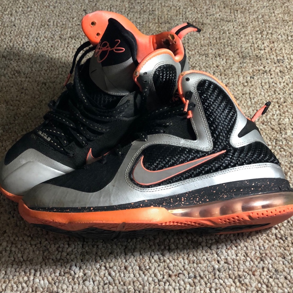 Mango LeBron 9’s - Picture 2 of 2